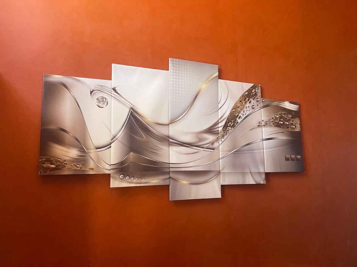 Hotel Le Sully 2*