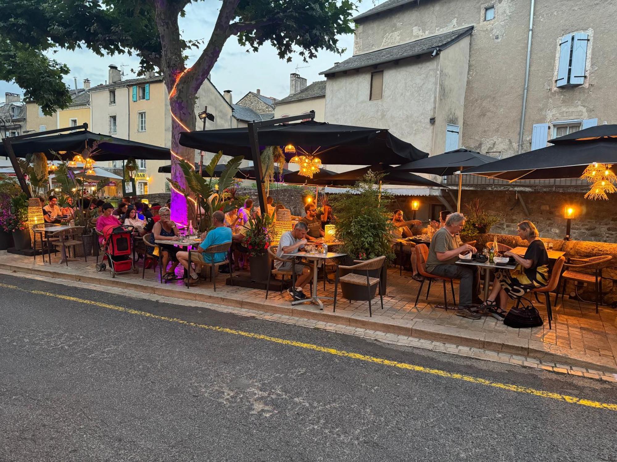 Le Sully Hotel